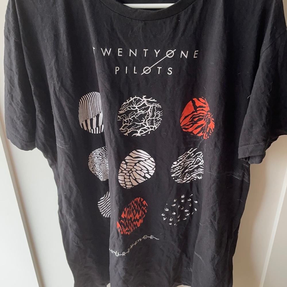 XL Twenty one pilots blurry face t-shirt